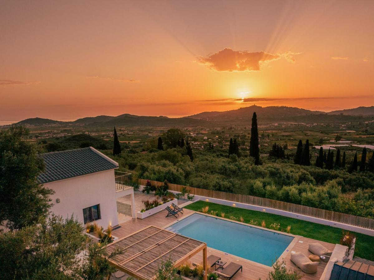 - Heated Pool With Stunning Views, By Zantewize Kallithea (Zakynthos)